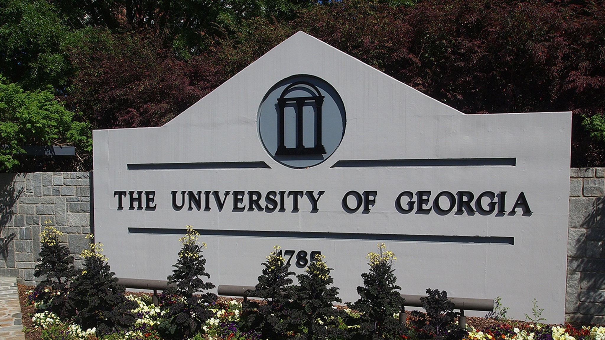 College Student Seriously Injured After Falling From 8th-Floor Apartment Window