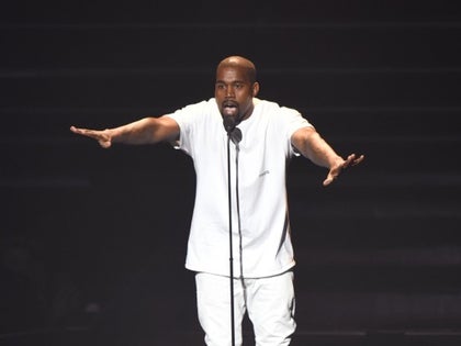 kanye_west_vmas_getty04