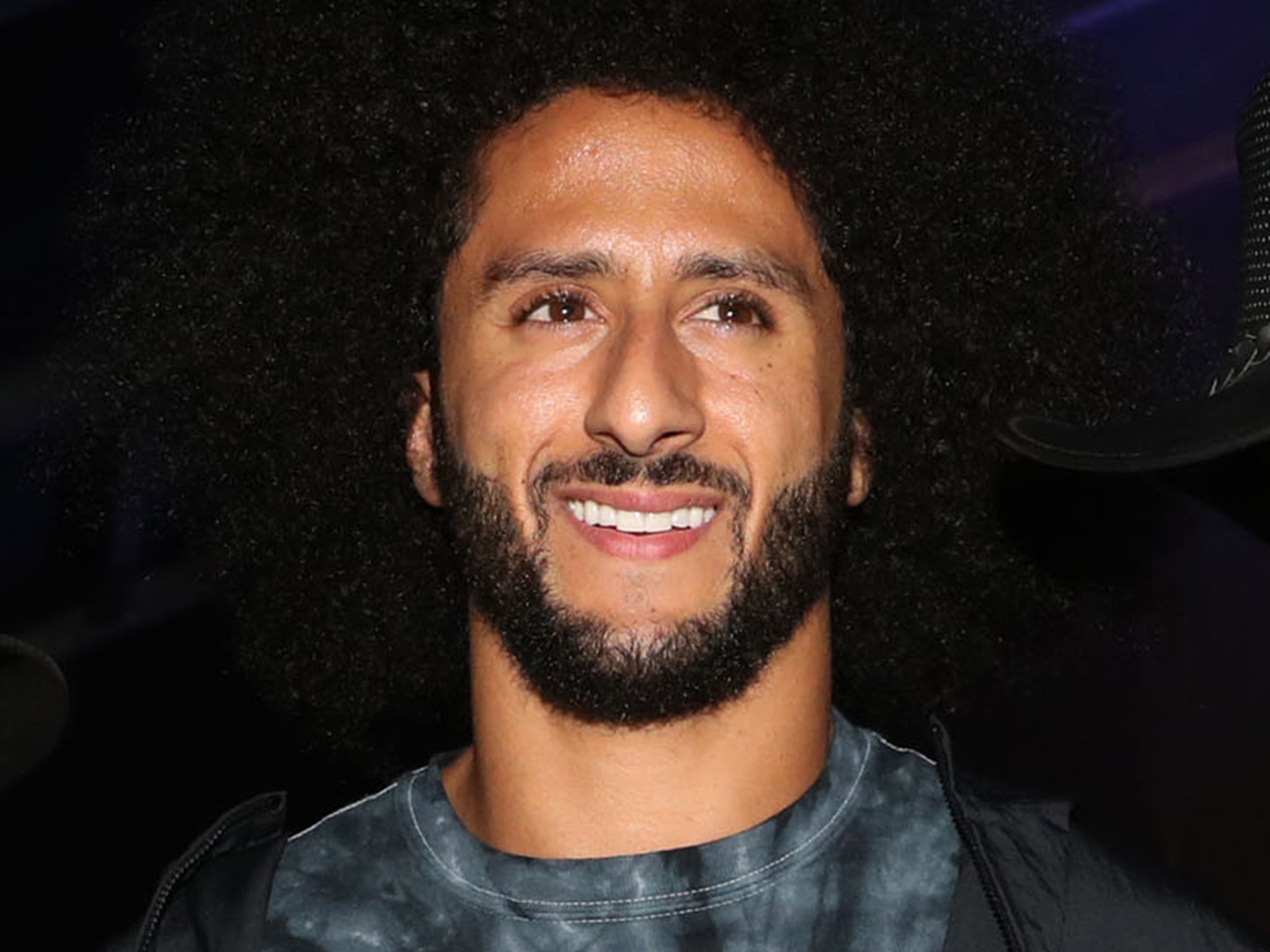 Colin Kaepernick joins Medium's board of directors, will write about race  and civil rights issues - ABC News