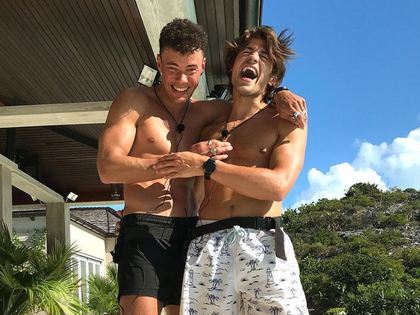 too-hot-to-handle-season-3-bts-photos6