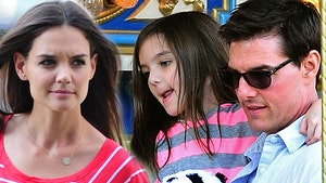 Katie Holmes Has East Coast Advantage in Custody War with Tom Cruise