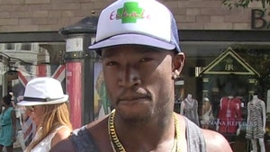 12030-Kevin McCall-tmz-01