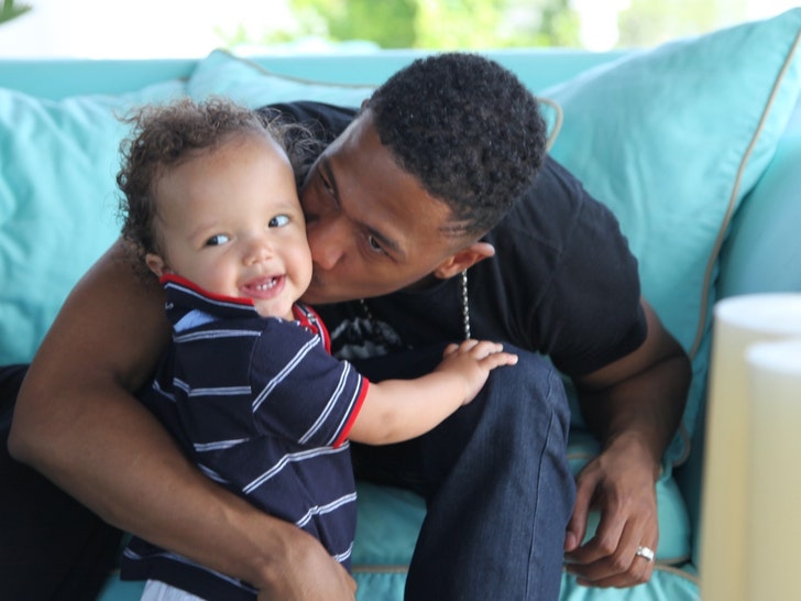 Nick Cannon family photos