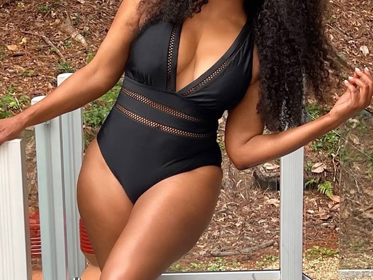 Cynthia Bailey Hot Shots
