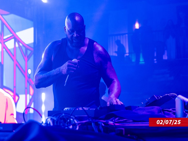 shaq-sub-getty-3