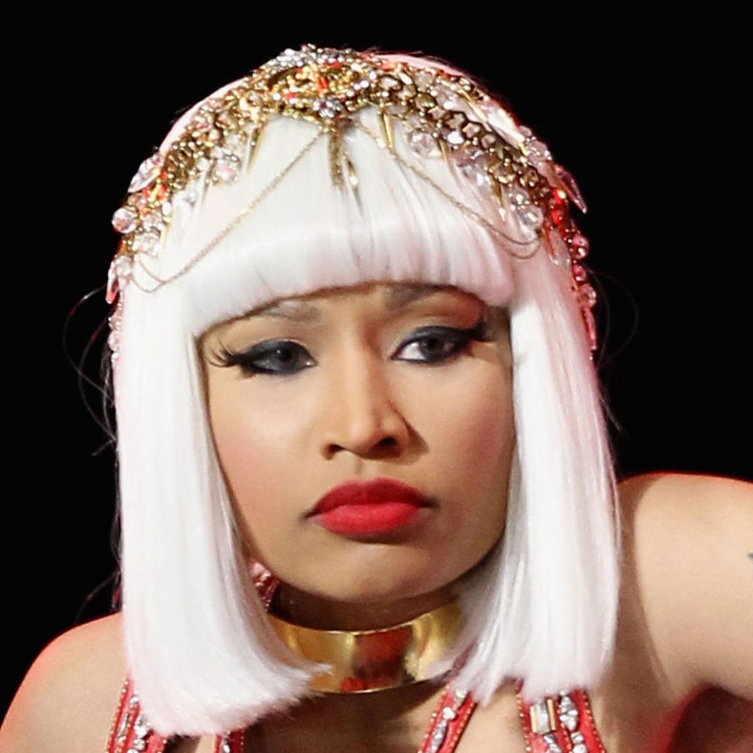 Nicki Minaj -- Wiggin' Out!, image size:1074x1074
