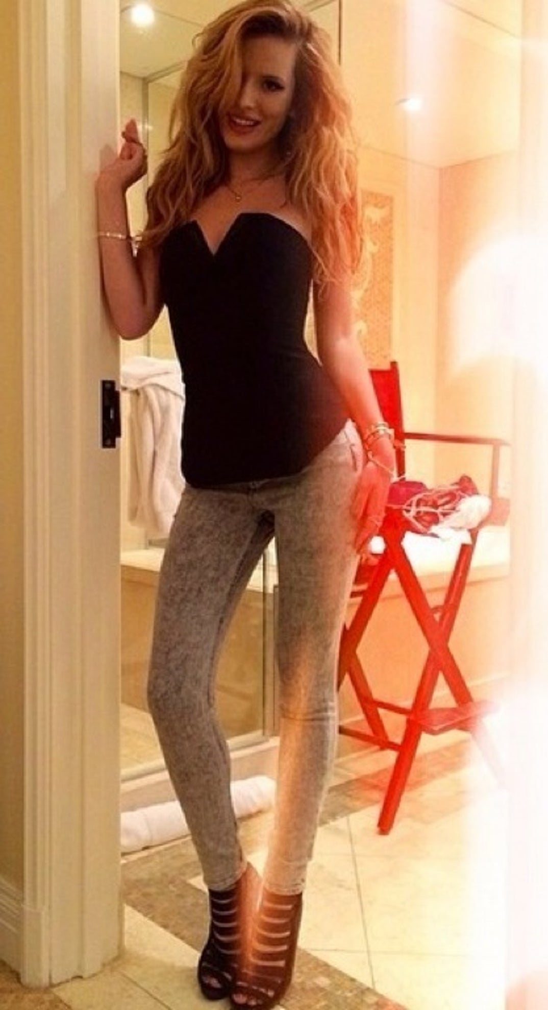 1006_bella_thorne_instagram34