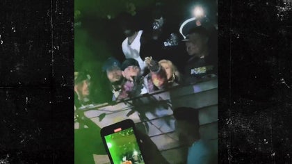 042822_6ix9ine_stage_kal