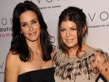 1028_courtney_cox_fergi_92411765_getty