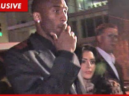 0217_kobe_vanessa_bryant_tmz_EX