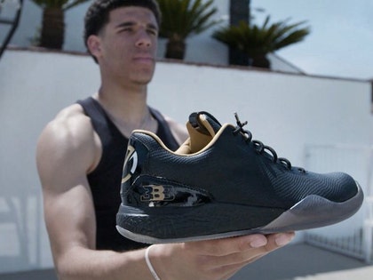 0504_Lonzo-Balls-shoe
