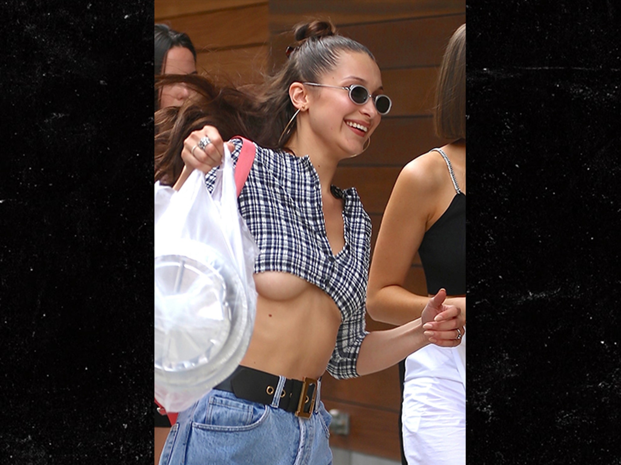 Video: Underboob is spilling out all over Hollywood