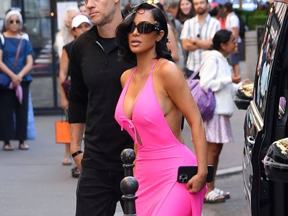 0708-Kim-Kardashian-Balenciaga-PFW-PRIMARY