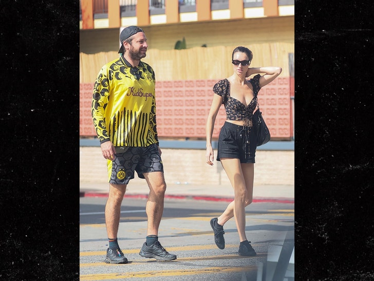 daniel-bernard-morgan-way-backgrid-2