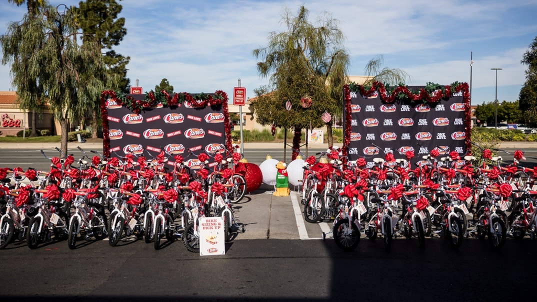 Andre Reed Raising Cane's bike giveaway 8