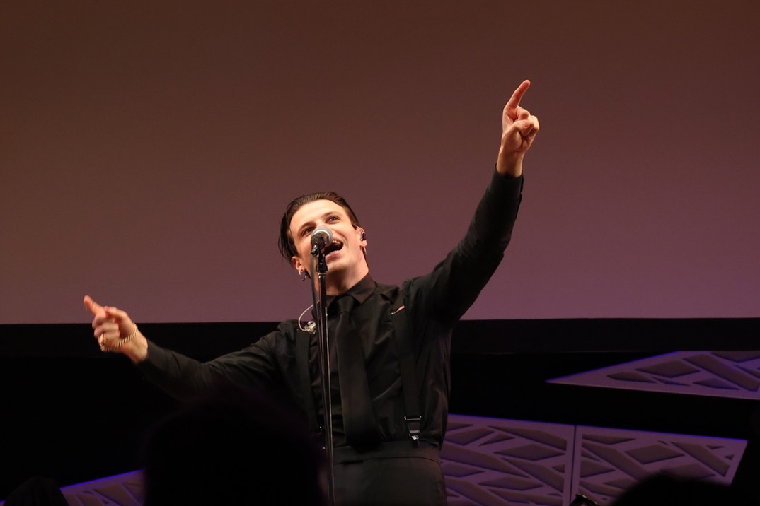 Yungblud On Stage 12