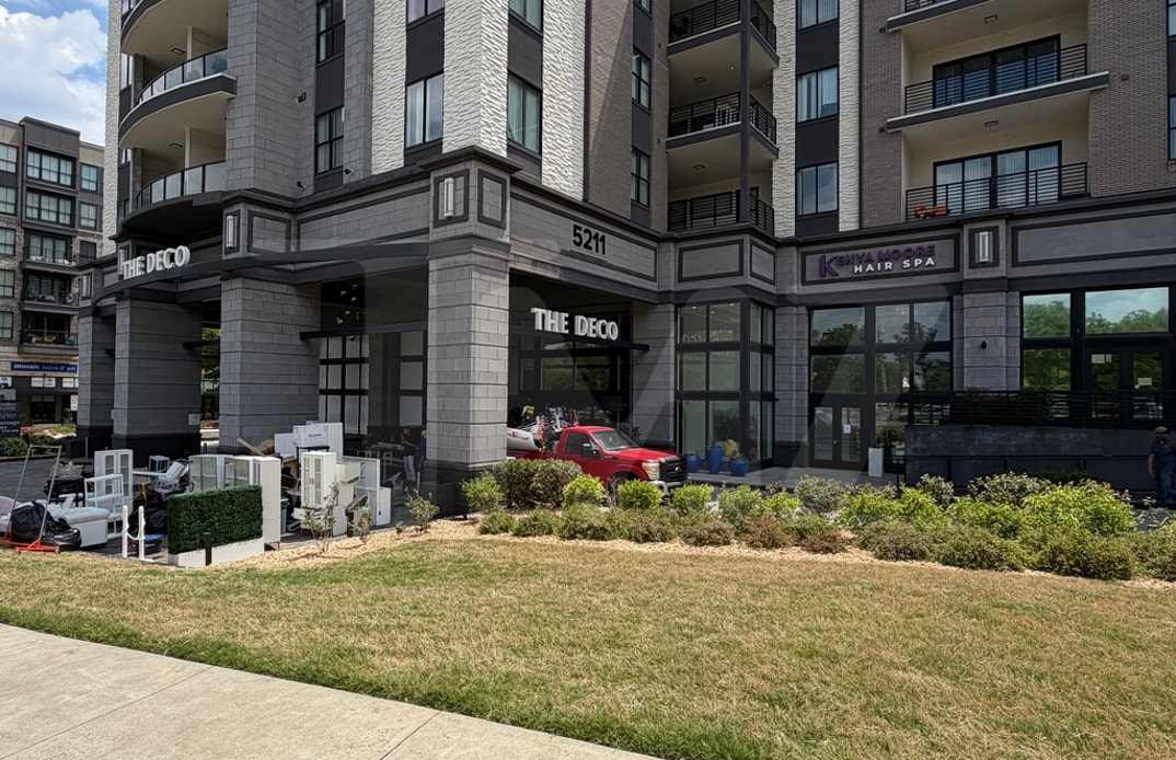 Kenya Moore Eviction 4