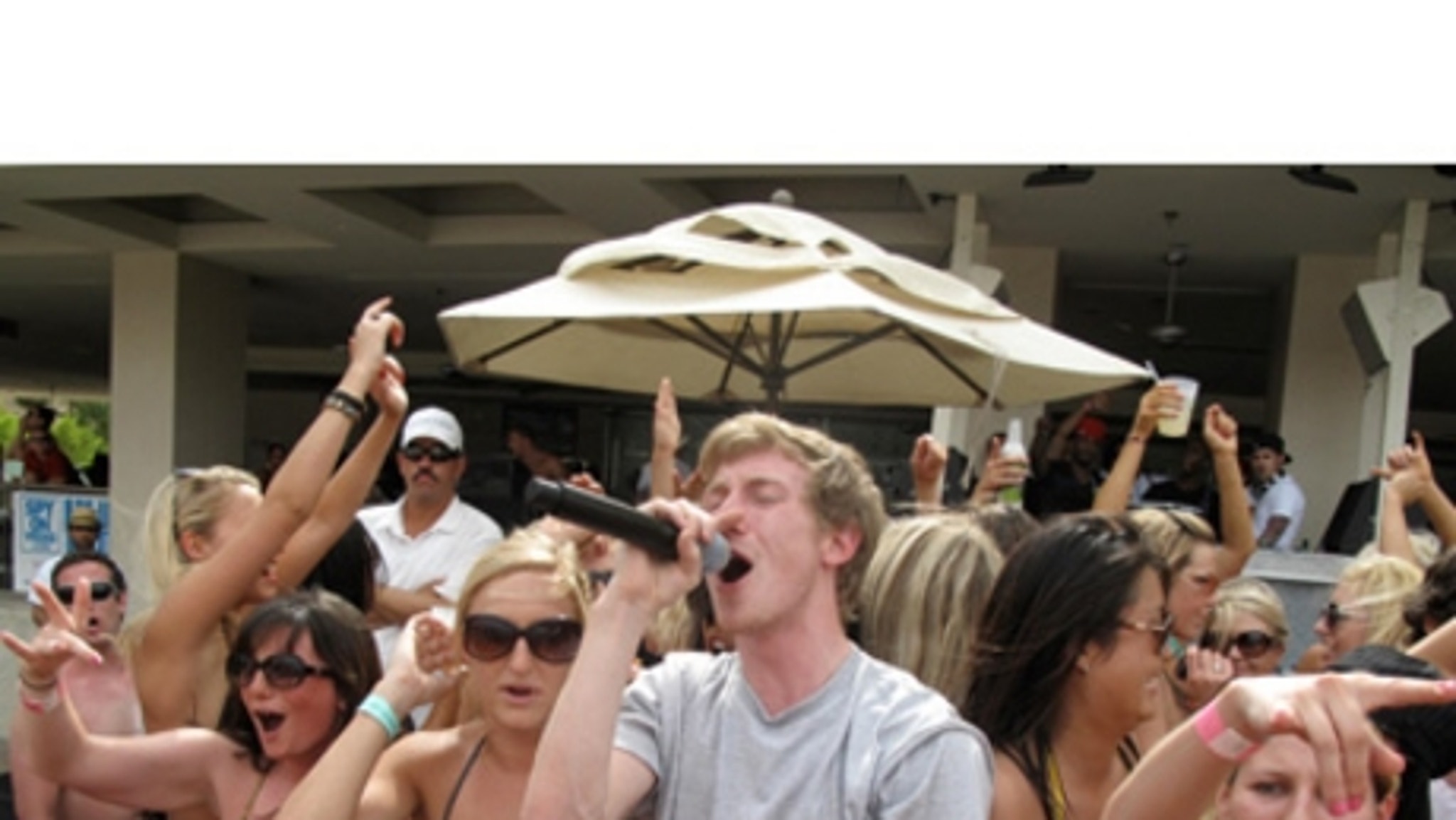 Asher Roth -- Collegiate Asslete