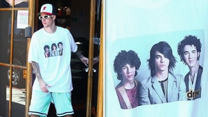 Justin Bieber Wears a Jonas Brothers Shirt to the Spa with Hailey