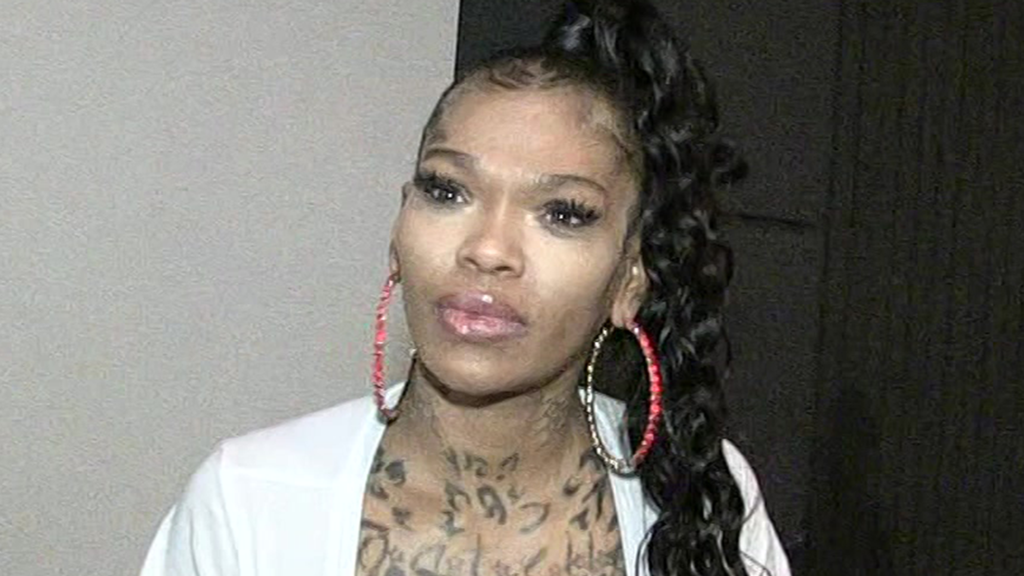 'Love & Hip Hop's Apple Watts Fighting for Life After Fiery Car Wreck