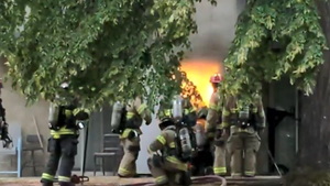 070126 firefighters explosion primary