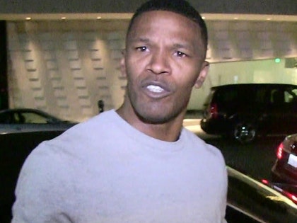 0612_jamie-foxx_tmz