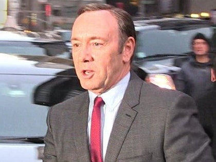 0928-kevin-spacey-tmz-01