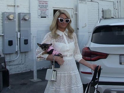 110521-paris-hilton-primary