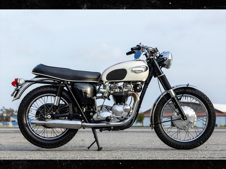 Triumph Bonneville T120R dari Spike Feresten untuk amal membawa sub trailer sub