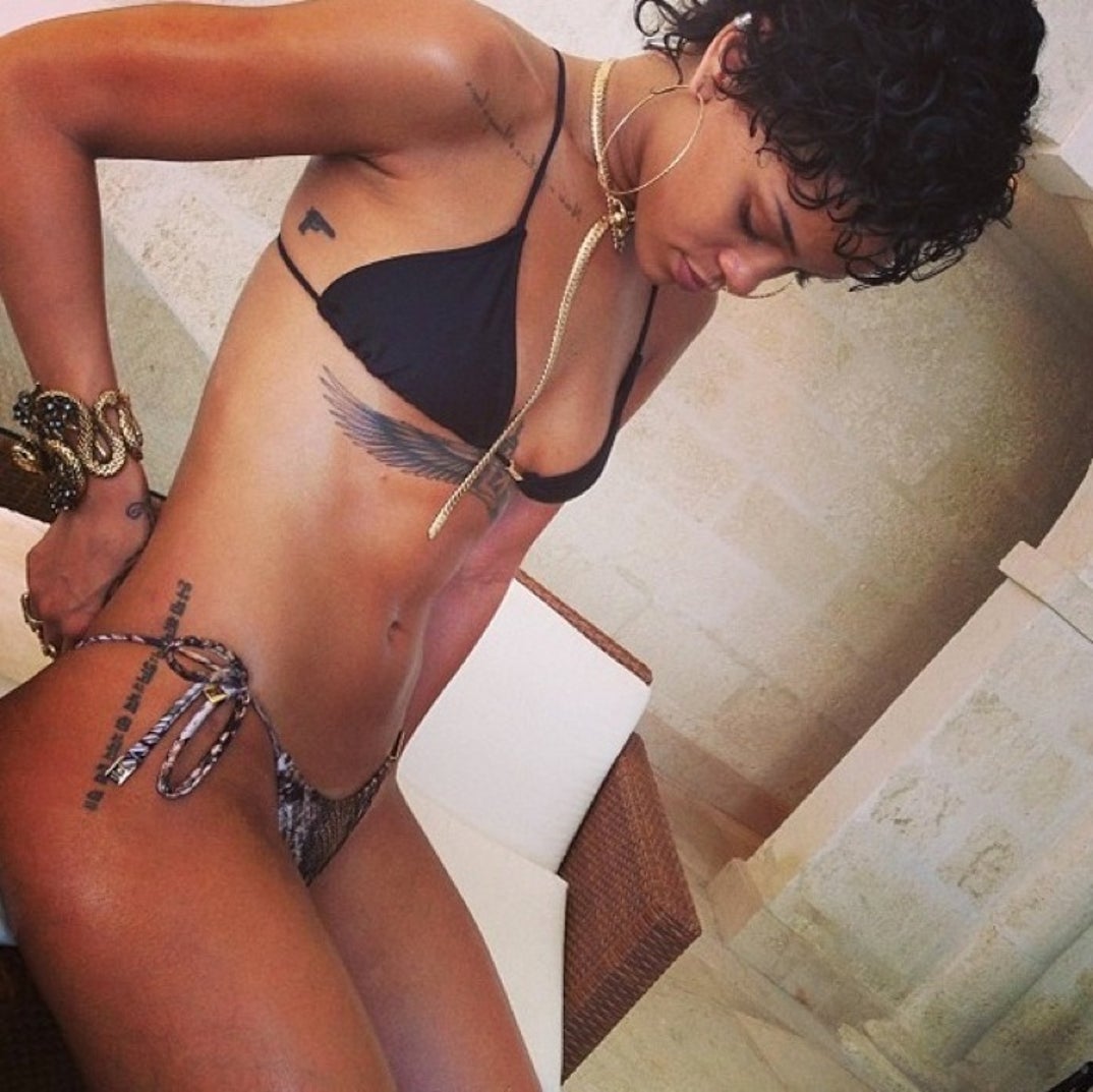 0909_rihanna_snapshots38