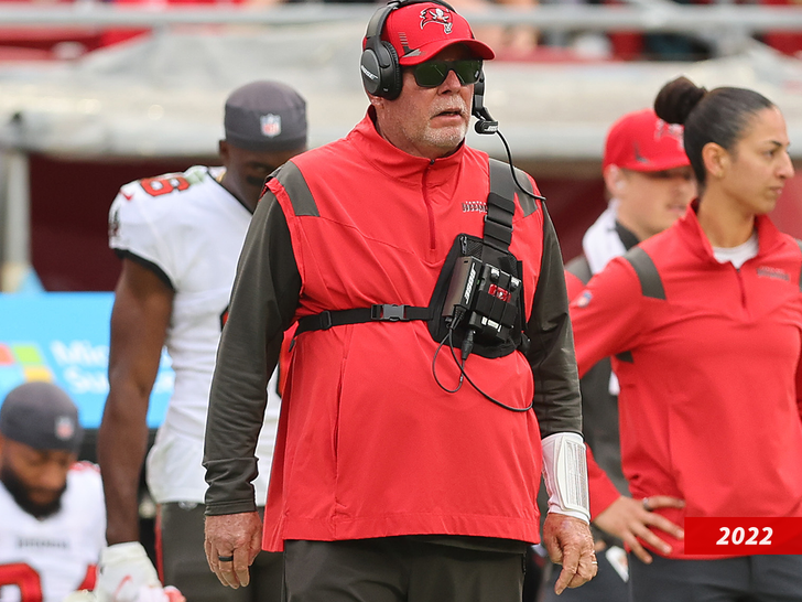 Bruce Arians' Monday Night Football pink hat to be auctioned off