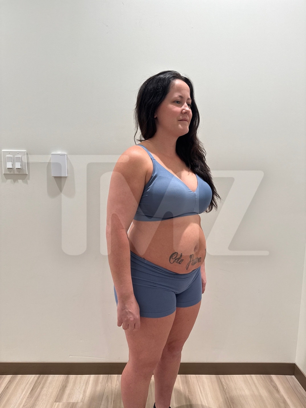 Janelle Evans Mommy Makeover BEFORE  0