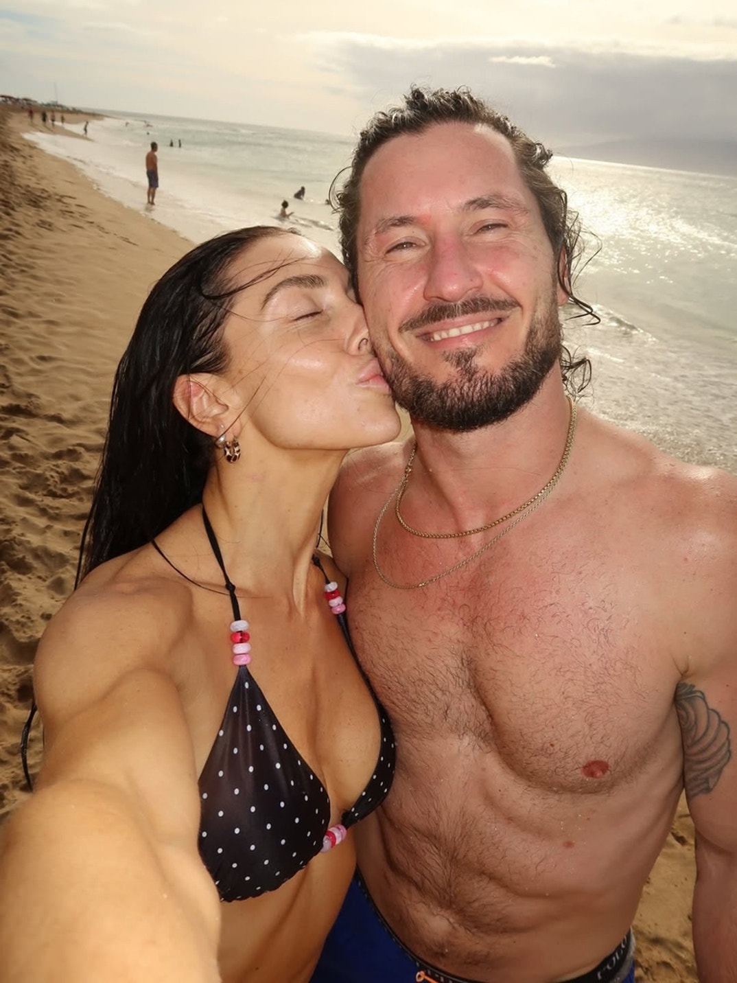 1230 Jenna Johnson Valentin Chmerkovskiy Hawaii 15