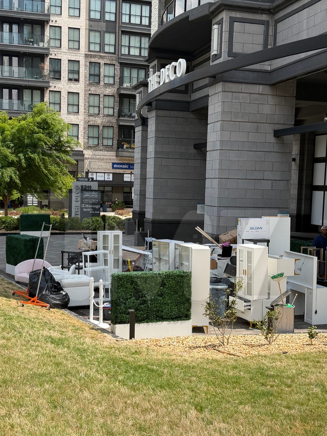 Kenya Moore Eviction 5