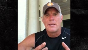 Brett Favre Says Aaron Rodgers Is Worth $134 Mil Deal, He's A Top 5 Player All-Time!