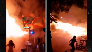 071326_bangkok_fire_PRIMARY