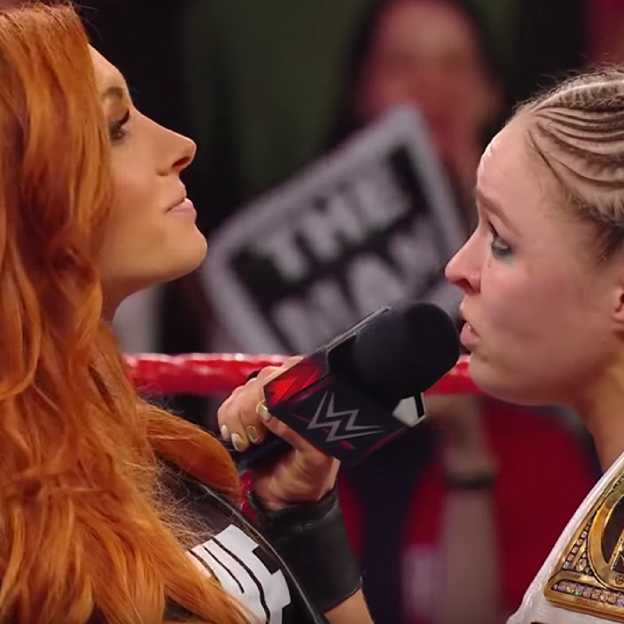 Becky Lynch Is Destroying Everyone On Twitter