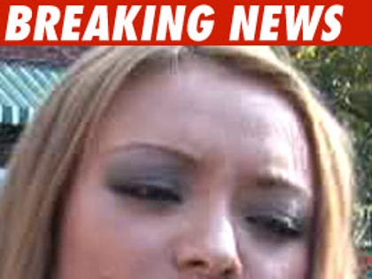 0215_tila_tequilla_bn_tmz_01