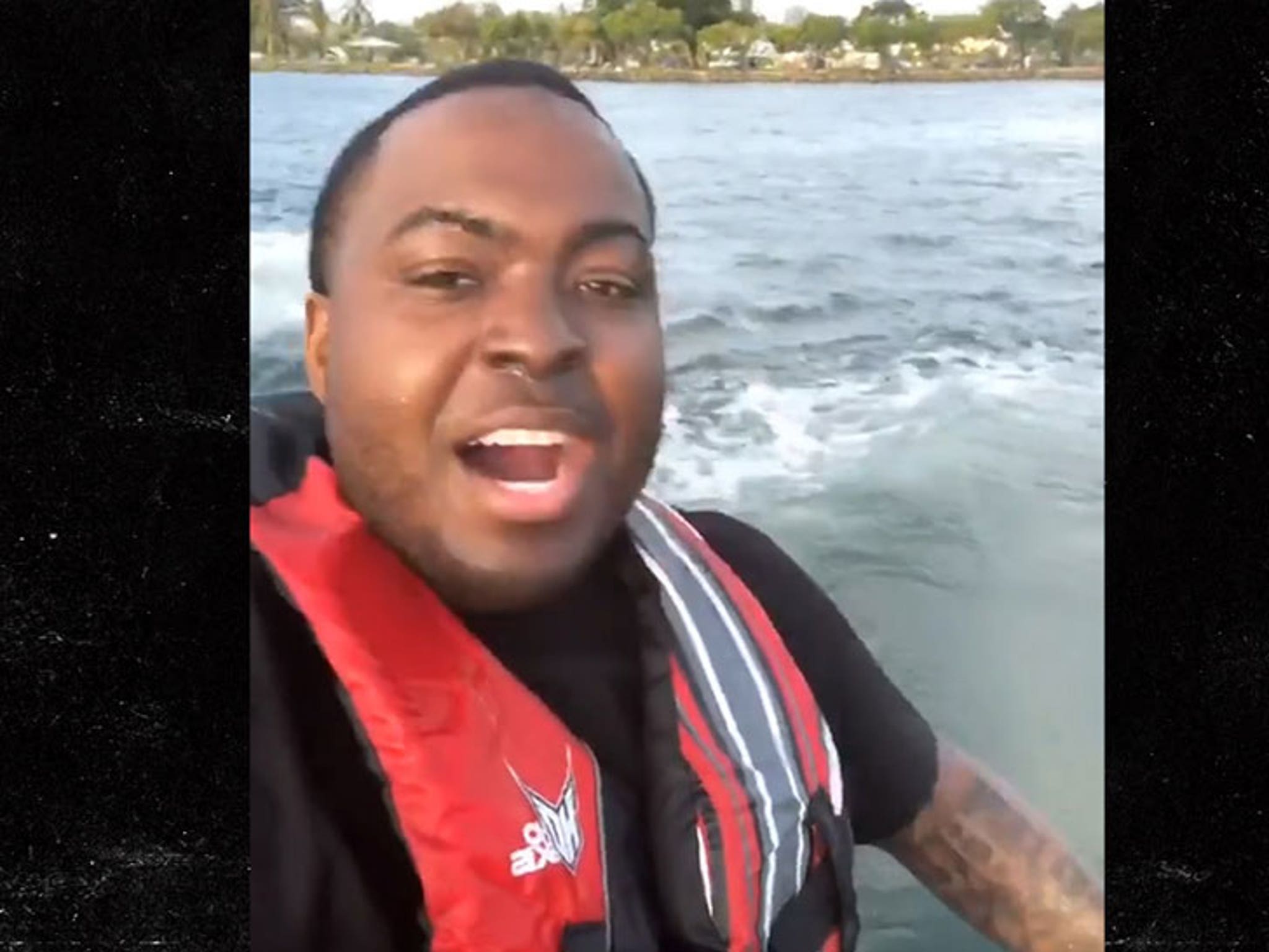 Sean Kingston Back to Jet Skiing in Miami, After Nearly Fatal Accident