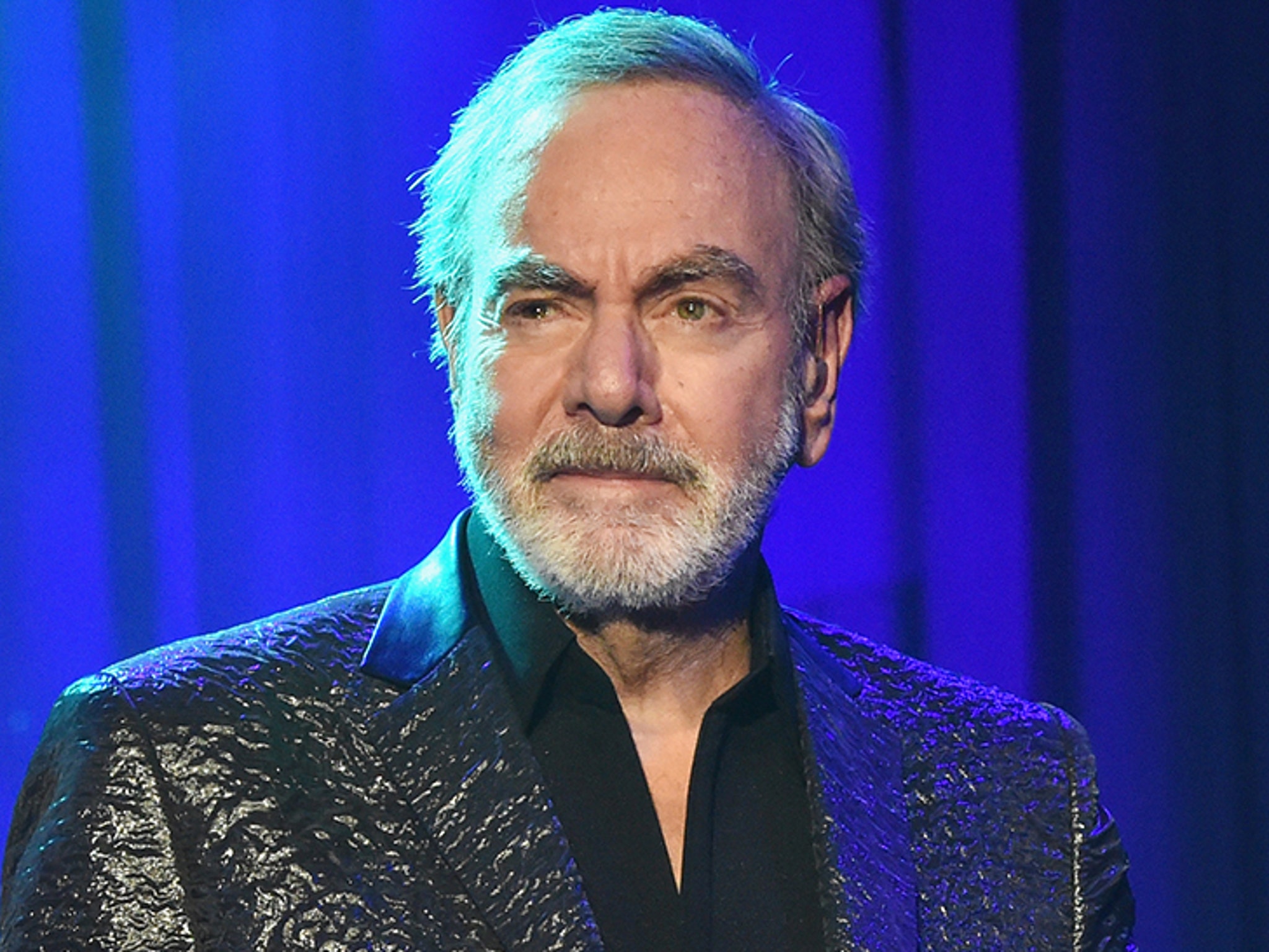 Neil Diamond Says He's Only Just Accepted His 2018 Parkinson's Diagnosis:  CBS