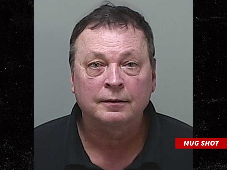 0116-Bobby Farrelly-mugshot-01