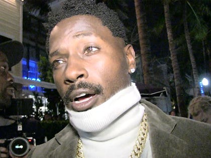 020220-antonio-brown-primary