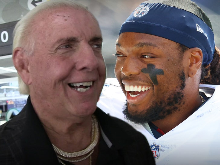 Ric Flair Pulls Up To Titans Training Camp, Pumps Team Up, Wooo!.jpg