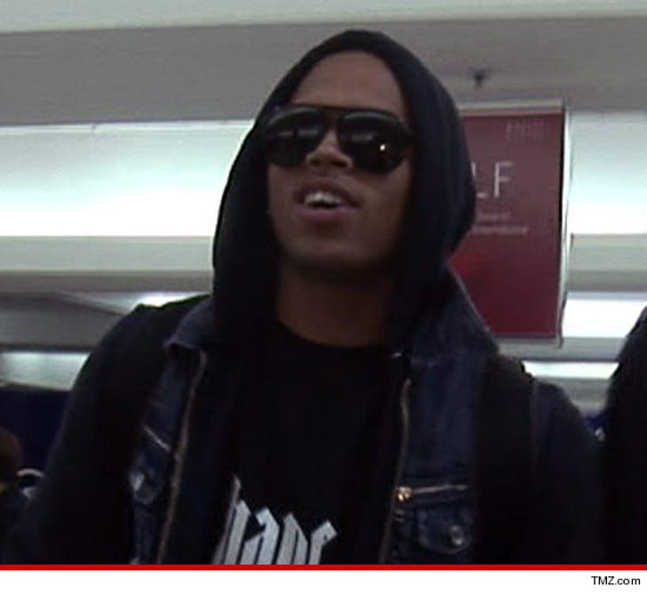 Chris Brown -- I Had a Seizure Because Everyone's Mean :: 0810-chris-brown-tmz-3