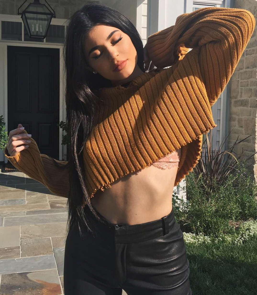 kylie_jenner_instagram_hot_shots_photos_06
