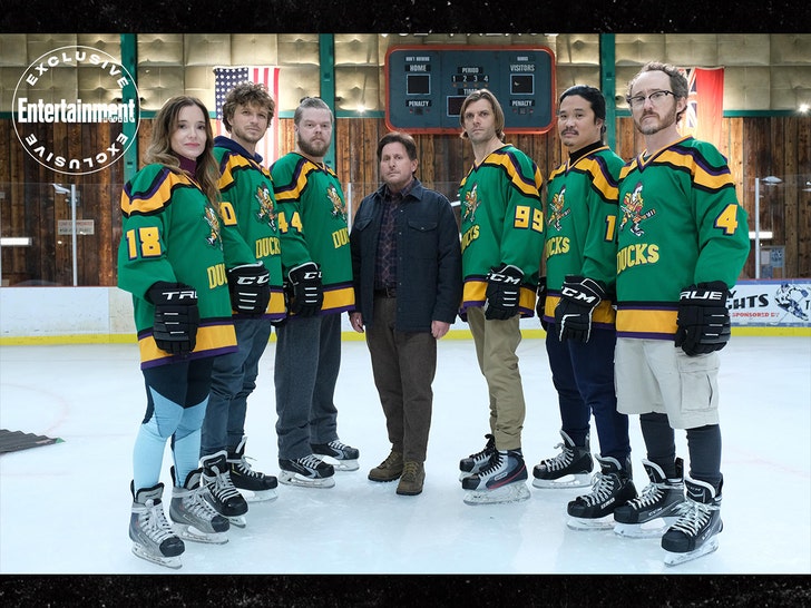 The Mighty Ducks Photos: Exclusive On Set Images from the Shoot