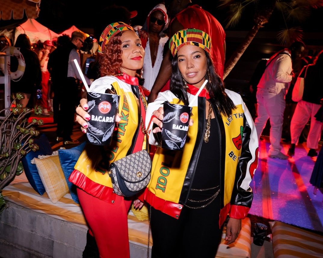 Kelli Andrews and Jasmine Simpkins