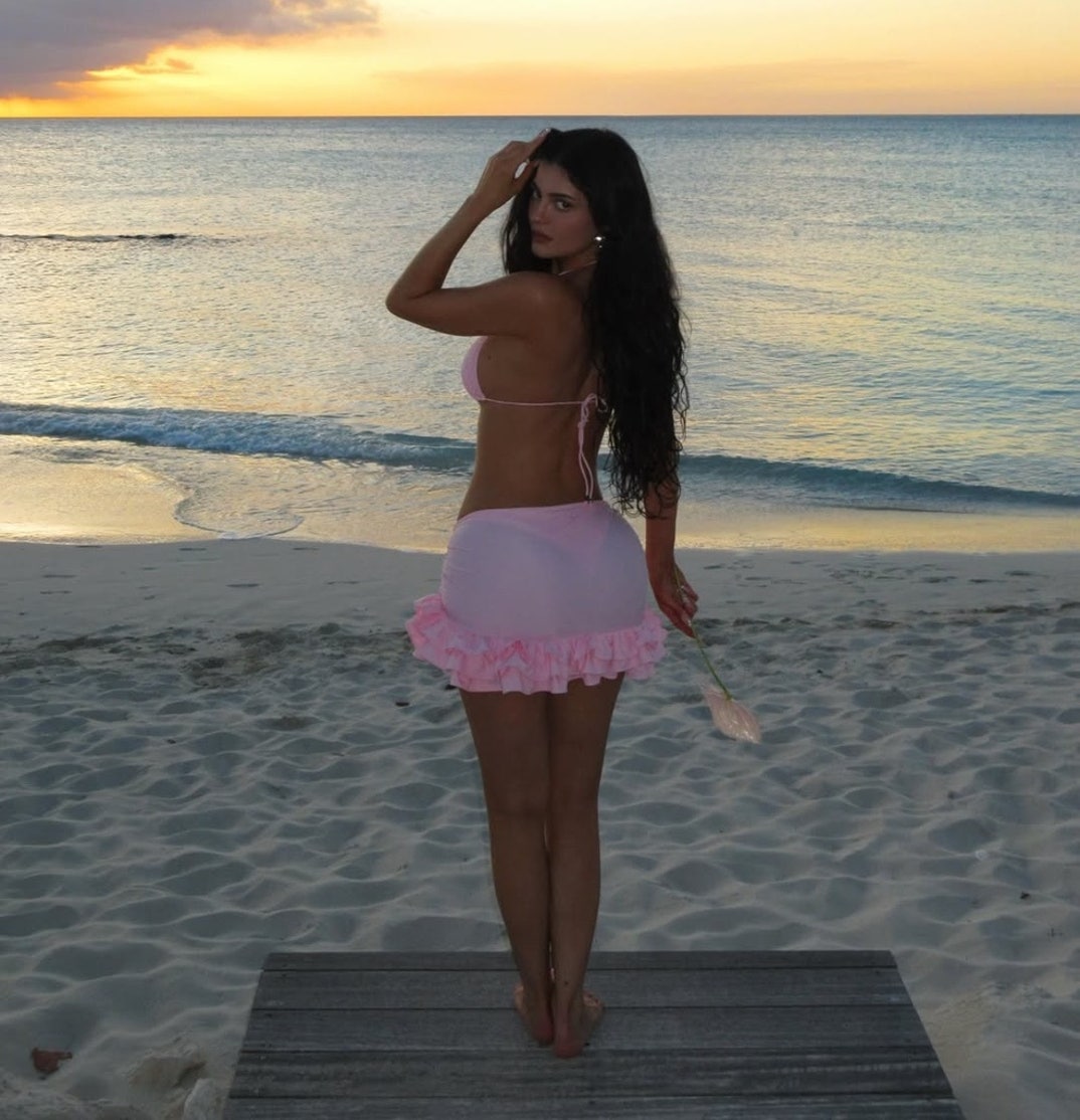 Kylie Jenner Friends Turks And Caicos Summer Trip 27