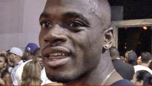 Adrian Peterson -- Says Grand Jury Can Reverse Ruling ... Inspires False Hope