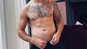 'Jersey Shore' Ripped Bods -- Guess Who!